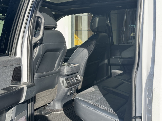 
                                                Utilitaire
                                                 Utilitaire - Ford F150 RAPTOR 3.5 V6 SUPERCREW - 109970€