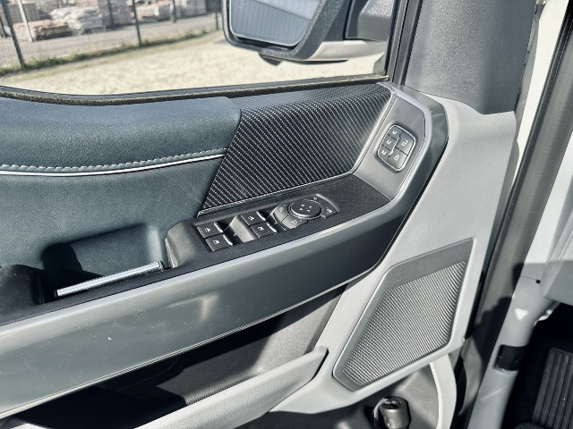 
                                                Utilitaire
                                                 Utilitaire Pick-up - Ford F150 LIMITED SUPERCREW POWERBOOST HYBRIDE - 109970€