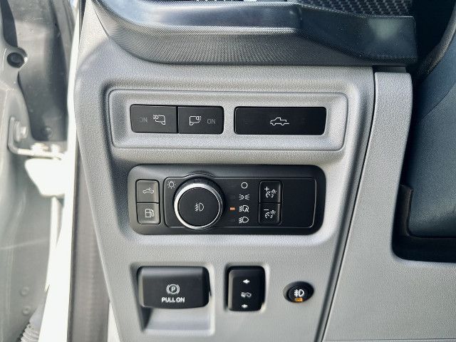 
                                                Utilitaire
                                                 Utilitaire Pick-up - Ford F150 LIMITED SUPERCREW POWERBOOST HYBRIDE - 99970€