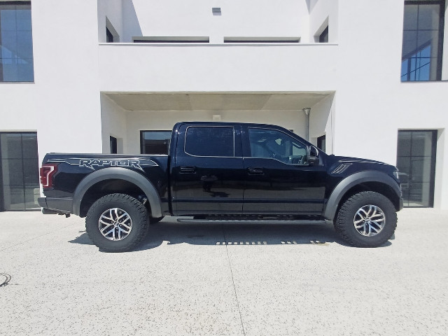 
                                                Utilitaire
                                                 Utilitaire Pick-up - Ford F150 RAPTOR 3.5 V6 SUPERCREW - 74970€
