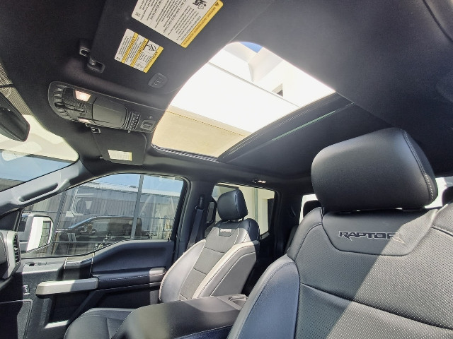 
                                                Utilitaire
                                                 Utilitaire Pick-up - Ford F150 RAPTOR 3.5 V6 SUPERCREW - 74970€