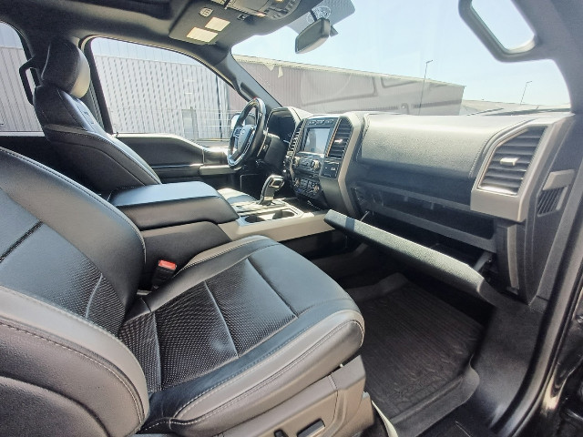
                                                Utilitaire
                                                 Utilitaire Pick-up - Ford F150 RAPTOR 3.5 V6 SUPERCREW - 74970€