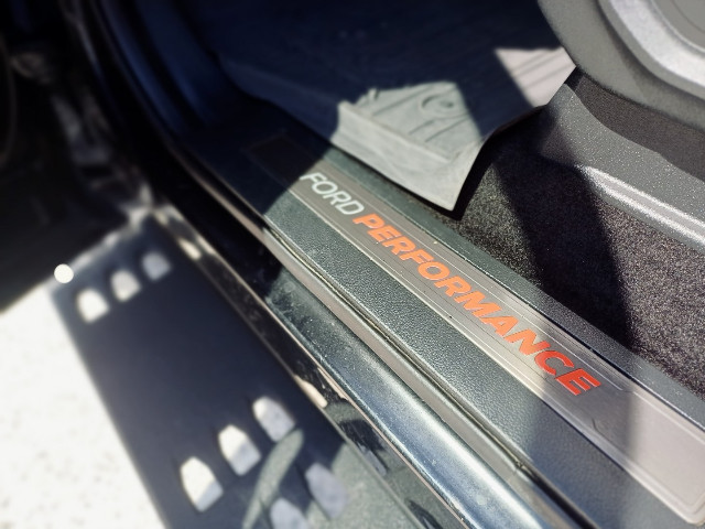 
                                                Utilitaire
                                                 Utilitaire Pick-up - Ford F150 RAPTOR 3.5 V6 SUPERCREW - 74970€