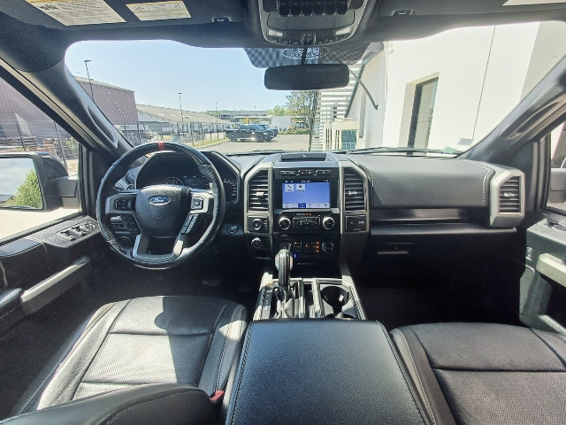 
                                                Utilitaire
                                                 Utilitaire Pick-up - Ford F150 RAPTOR 3.5 V6 SUPERCREW - 74970€