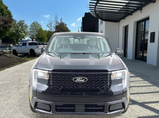 
                                                Utilitaire
                                                 Utilitaire Pick-up - Ford Maverick SUPERCREW LARIAT 2.5L HYB - 69970€