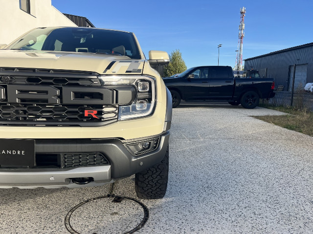 
                                                Utilitaire
                                                 Utilitaire Pick-up - Ford Ranger RAPTOR "R"  V6  410 CH - 95970€