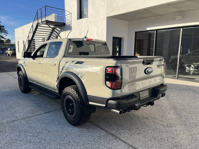 
                                                Utilitaire
                                                 Utilitaire Pick-up - Ford Ranger RAPTOR "R"  V6  410 CH - 95970€