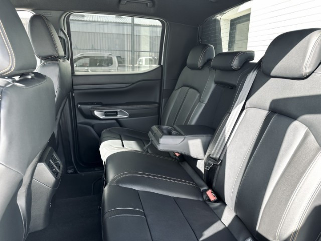 
                                                Utilitaire
                                                 Utilitaire Pick-up - Ford Ranger WILDTRAK DOUBLE CAB 2.0 ECOBLUE 205CH BVA - 60970€