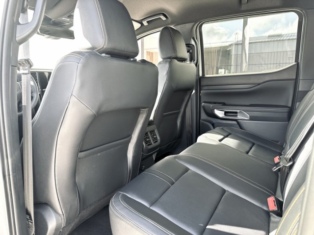 
                                                Utilitaire
                                                 Utilitaire Pick-up - Ford Ranger WILDTRAK DOUBLE CAB 2.0 ECOBLUE 205CH BVA - 60970€