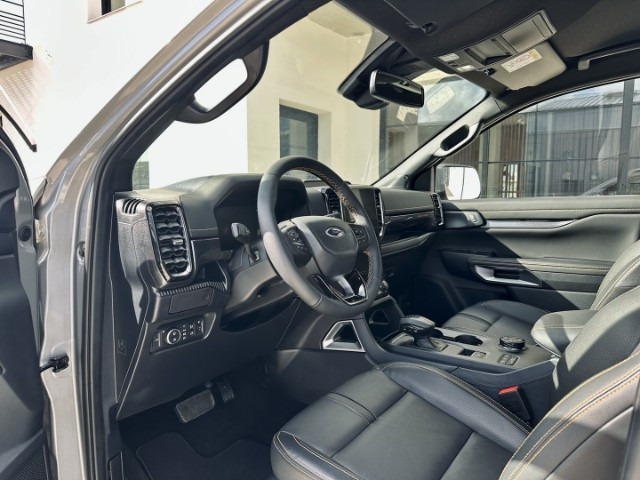 
                                                Utilitaire
                                                 Utilitaire Pick-up - Ford Ranger WILDTRAK DOUBLE CAB 2.0 ECOBLUE 205CH BVA - 60970€