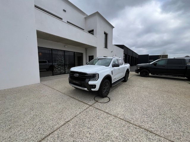 
                                                Utilitaire
                                                 Utilitaire Pick-up - Ford Ranger WILDTRAK DOUBLE CABINE 2.0 ECOBLUE 205 CH DIESEL BVA 10 - 52970€