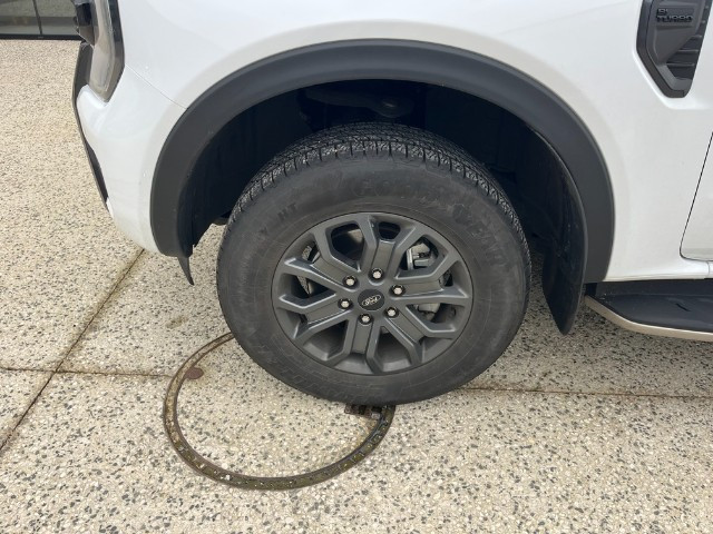 
                                                Utilitaire
                                                 Utilitaire Pick-up - Ford Ranger WILDTRAK DOUBLE CABINE 2.0 ECOBLUE 205 CH DIESEL BVA 10 - 52970€