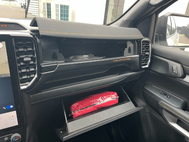 
                                                Utilitaire
                                                 Utilitaire Pick-up - Ford Ranger WILDTRAK DOUBLE CABINE 2.0 ECOBLUE 205 CH DIESEL BVA 10 - 52970€