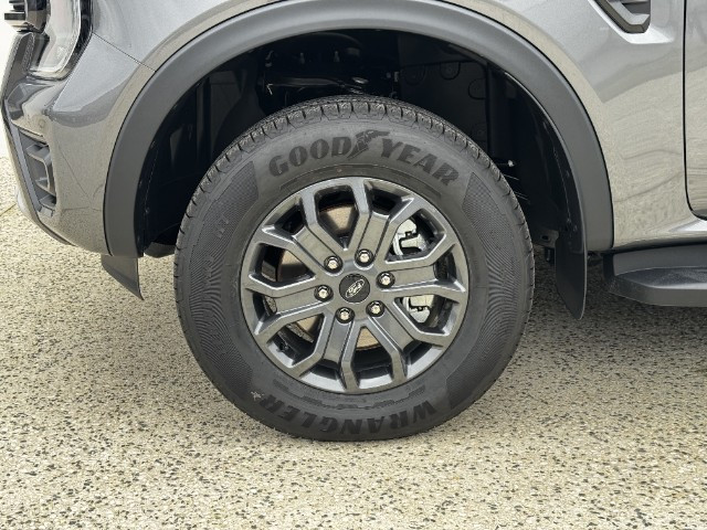 
                                                Utilitaire
                                                 Utilitaire Pick-up - Ford Ranger WILDTRAK DOUBLE CABINE 2.0 ECOBLUE 205 CH DIESEL BVA 10 - 60970€