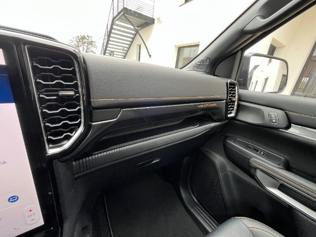 
                                                Utilitaire
                                                 Utilitaire Pick-up - Ford Ranger WILDTRAK DOUBLE CABINE 2.0 ECOBLUE 205 CH DIESEL BVA 10 - 60970€