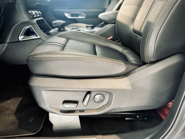 
                                                Utilitaire
                                                 Utilitaire Pick-up - Ford Ranger WILDTRAK DOUBLE CABINE 3.0L V6 240CH - 66970€