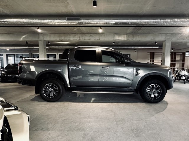 
                                                Utilitaire
                                                 Utilitaire Pick-up - Ford Ranger WILDTRAK DOUBLE CABINE 3.0L V6 240CH - 66970€