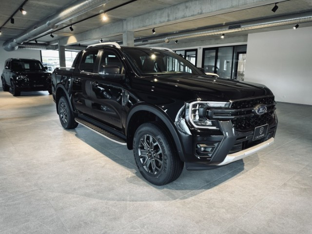 
                                                Utilitaire
                                                 Utilitaire Pick-up - Ford Ranger WILDTRAK DOUBLE CABINE 3.0L V6 240CH - 66970€