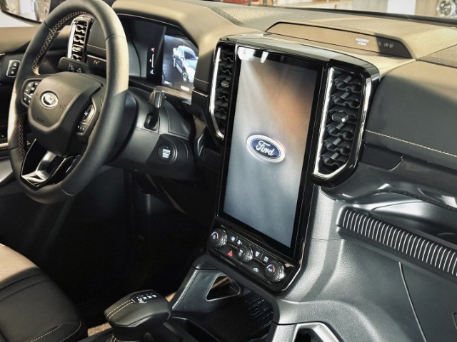 
                                                Utilitaire
                                                 Utilitaire Pick-up - Ford Ranger WILDTRAK DOUBLE CABINE 3.0L V6 240CH - 66970€