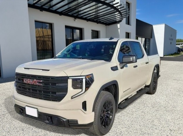 
                                                Utilitaire
                                                 Utilitaire Pick-up - Gmc Sierra 1500 PRO 2026 FLEXFUEL E85 5.3L V8 - 89970€