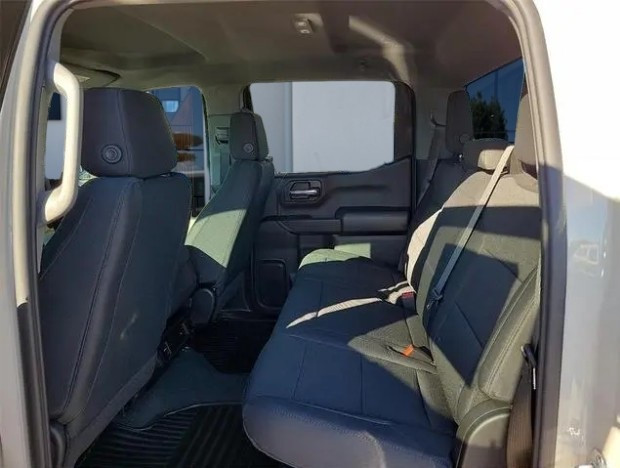 
                                                Utilitaire
                                                 Utilitaire Pick-up - Gmc Sierra 1500 PRO 2026 FLEXFUEL E85 5.3L V8 - 89970€