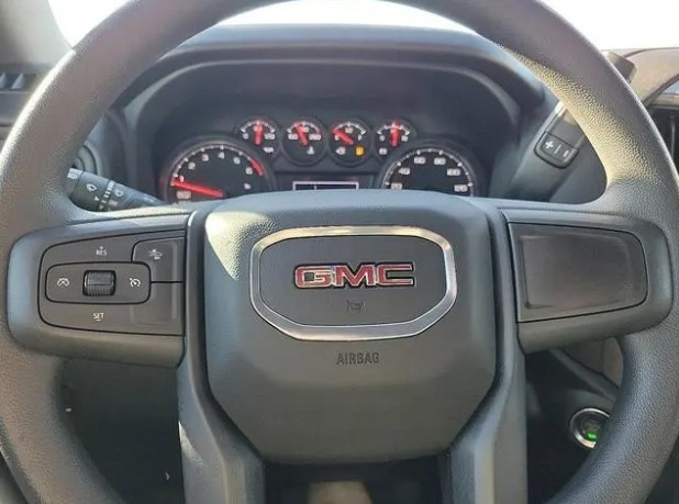 
                                                Utilitaire
                                                 Utilitaire Pick-up - Gmc Sierra 1500 PRO 2026 FLEXFUEL E85 5.3L V8 - 89970€