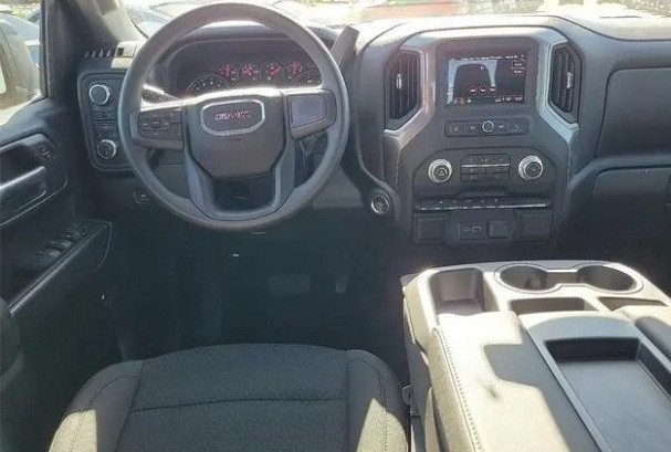 
                                                Utilitaire
                                                 Utilitaire Pick-up - Gmc Sierra 1500 PRO 2026 FLEXFUEL E85 5.3L V8 - 89970€