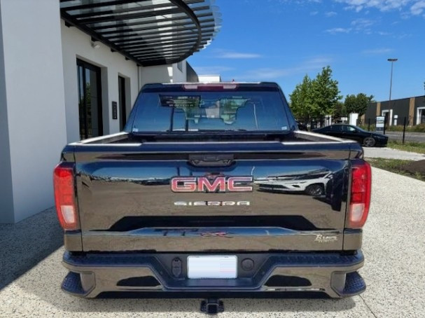 
                                                Utilitaire
                                                 Utilitaire Pick-up - Gmc Sierra 1500 PRO 2026 FLEXFUEL E85 5.3L V8 - 89970€