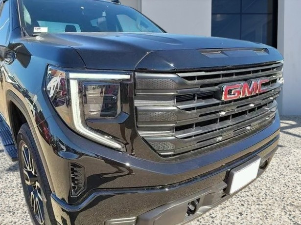 
                                                Utilitaire
                                                 Utilitaire Pick-up - Gmc Sierra 1500 PRO 2026 FLEXFUEL E85 5.3L V8 - 89970€