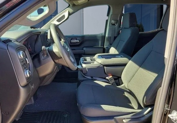 
                                                Utilitaire
                                                 Utilitaire Pick-up - Gmc Sierra 1500 PRO 2026 FLEXFUEL E85 5.3L V8 - 89970€