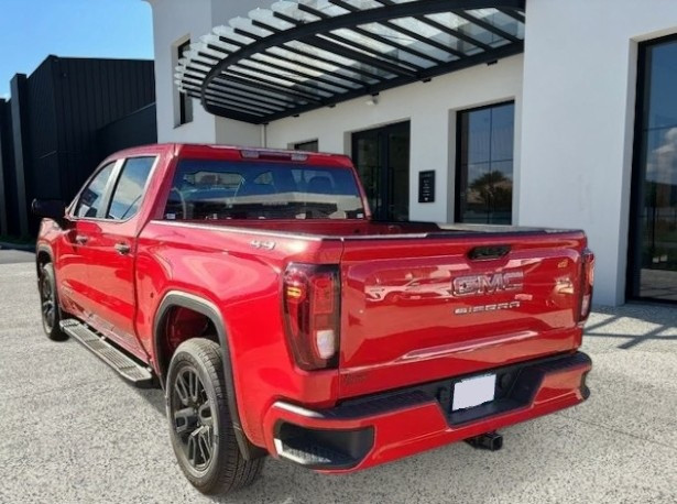 
                                                Utilitaire
                                                 Utilitaire Pick-up - Gmc Sierra 1500 PRO 2026 FLEXFUEL E85 5.3L V8 - 89970€