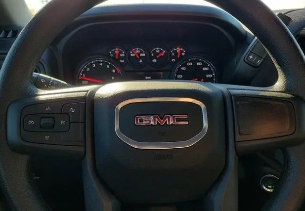 
                                                Utilitaire
                                                 Utilitaire Pick-up - Gmc Sierra 1500 PRO 2026 FLEXFUEL E85 5.3L V8 - 89970€