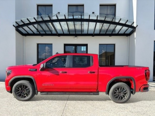 
                                                Utilitaire
                                                 Utilitaire Pick-up - Gmc Sierra 1500 PRO 2026 FLEXFUEL E85 5.3L V8 - 89970€