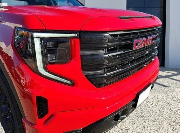 
                                                Utilitaire
                                                 Utilitaire Pick-up - Gmc Sierra 1500 PRO 2026 FLEXFUEL E85 5.3L V8 - 89970€