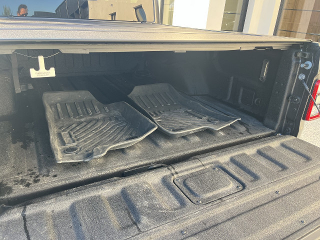 
                                                Utilitaire
                                                 Utilitaire Pick-up - Jeep Gladiator OVERLAND 3.0 V6 MULTIJET - 64970€