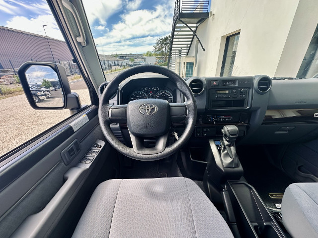 
                                                Utilitaire
                                                 Utilitaire Pick-up - Toyota Grj79 DC LX DOUBLE CABINE V6 4.0L - 104970€