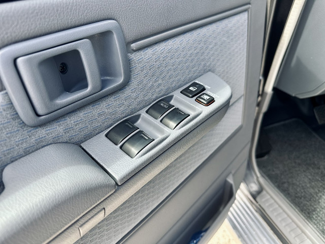 
                                                Utilitaire
                                                 Utilitaire Pick-up - Toyota Grj79 DC LX DOUBLE CABINE V6 4.0L - 104970€