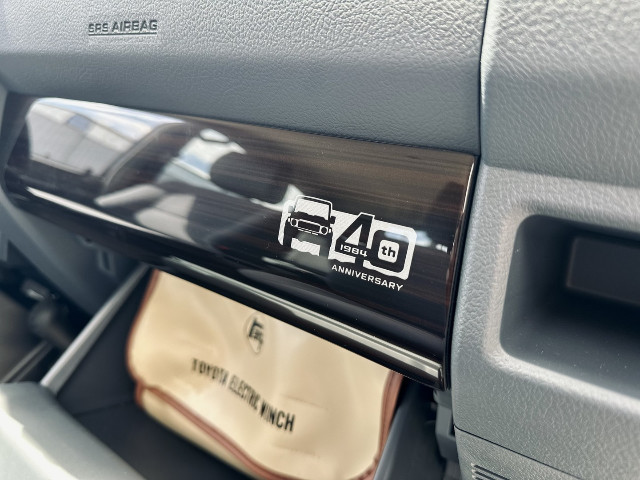 
                                                Utilitaire
                                                 Utilitaire Pick-up - Toyota Grj79 DC LX DOUBLE CABINE V6 4.0L - 104970€