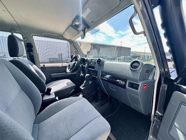 
                                                Utilitaire
                                                 Utilitaire Pick-up - Toyota Grj79 DC LX DOUBLE CABINE V6 4.0L - 104970€