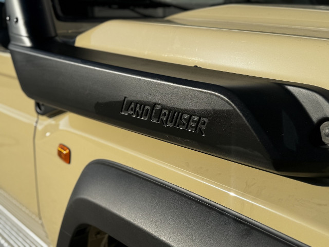 
                                                Utilitaire
                                                 Utilitaire Pick-up - Toyota Grj79 DC LX DOUBLE CABINE V6 4.0L - 104970€