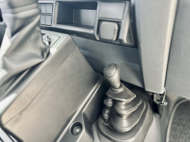 
                                                Utilitaire
                                                 Utilitaire Pick-up - Toyota Grj79 DC LX DOUBLE CABINE V6 4.0L - 104970€
