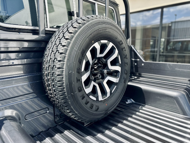 
                                                Utilitaire
                                                 Utilitaire Pick-up - Toyota Grj79 DC LX DOUBLE CABINE V6 4.0L - 94970€