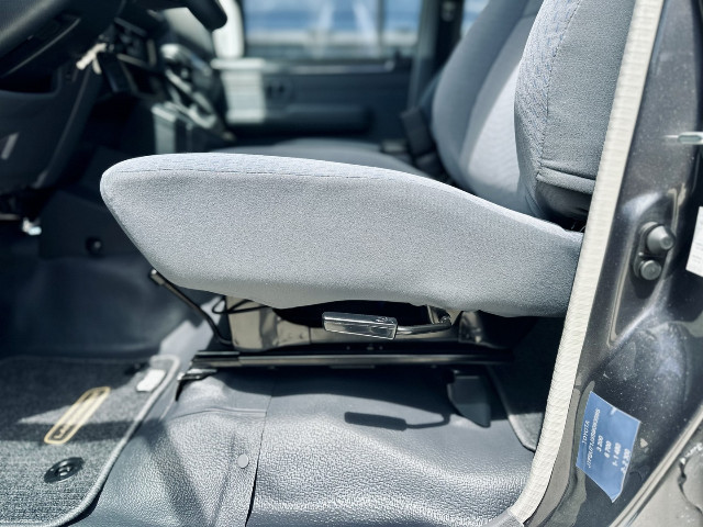 
                                                Utilitaire
                                                 Utilitaire Pick-up - Toyota Grj79 DC LX DOUBLE CABINE V6 4.0L - 94970€