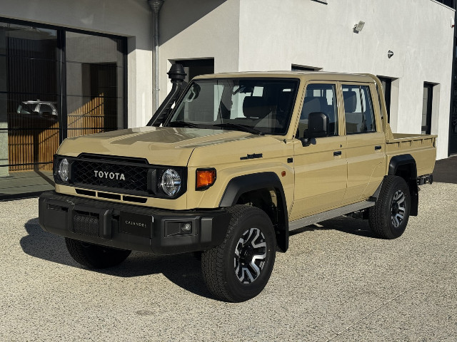 
                                                Utilitaire
                                                 Utilitaire Pick-up - Toyota Grj79 DC LX DOUBLE CABINE V6 4.0L - 94970€