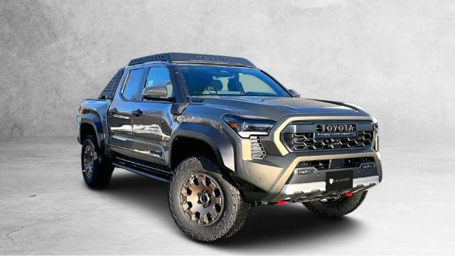 
                                                Utilitaire
                                                 Utilitaire Pick-up - Toyota Tacoma TRAILHUNTER 4X4 DOUBLE CAB HYBRIDE - 106970€