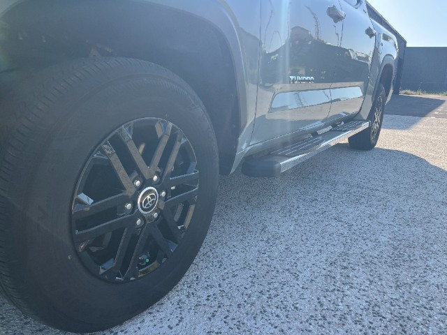 
                                                Utilitaire
                                                 Utilitaire Pick-up - Toyota Tundra SR5 3.4L V6 DOUBLE CABINE - 86970€