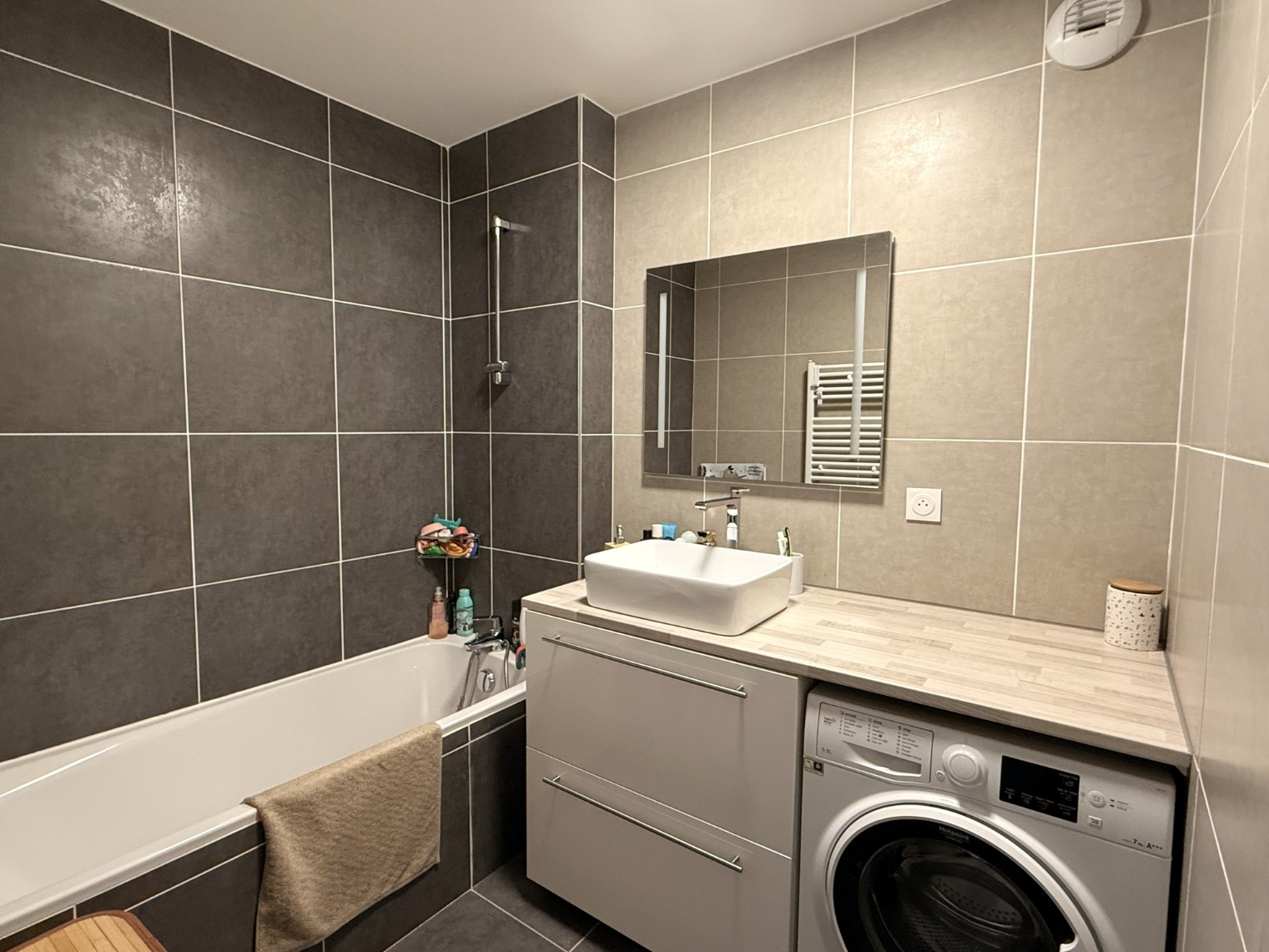 
                                                Vente
                                                 V - GASTON BERGER