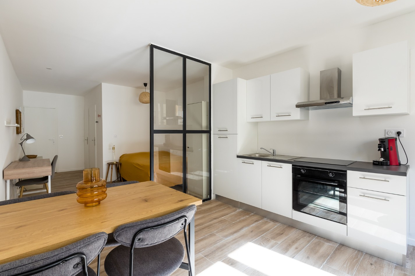 
                                                Location
                                                 VACON3 - STUDIO