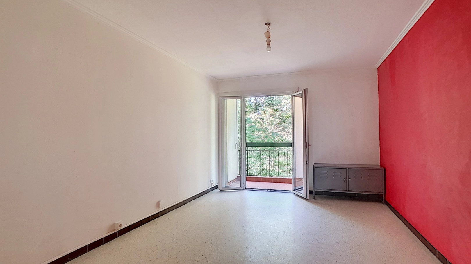 
                                                Location
                                                 VALLAURIS : location vide à l'année disponible début juin 2024
