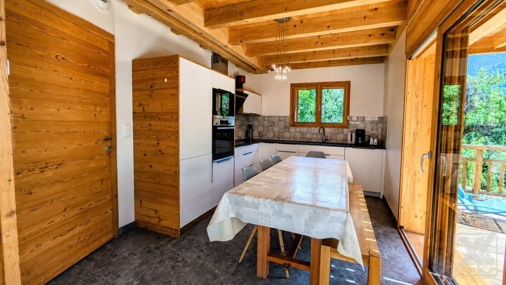 
                                                Vente
                                                 Vallouise – Chalet contemporain d’exception